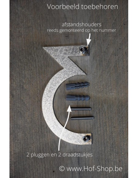 Numéro 4 avec espaceurs - acier inoxydable de 13 cm de haut (numéro de maison 'Rio' KatoDesign)