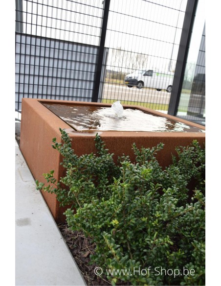 Table d'eau 100 x 100 x 40 - Adezz Table d'eau en acier corten