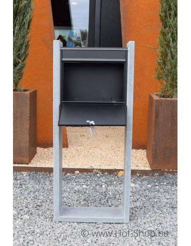 P-Box 15 - boîte aux lettres en pierre bleue