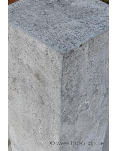 Guéridon 30 x 30 x 85 cm - colonne en pierre bleue