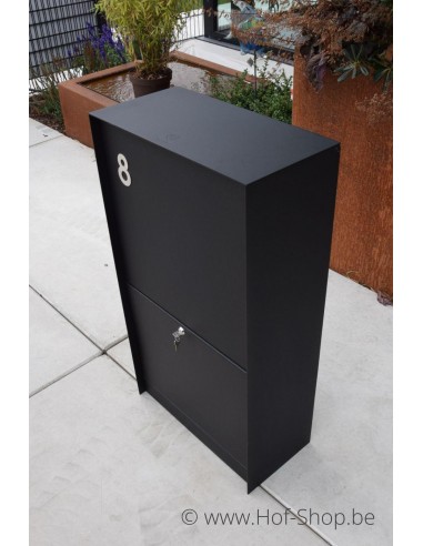 Dropbox Medium Front Door RAL 9005 noir - boîte à colis ONZO aluminium