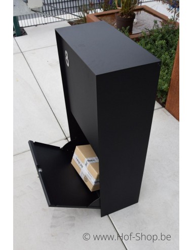 Dropbox Medium Front Door RAL 9005 noir - boîte à colis ONZO aluminium