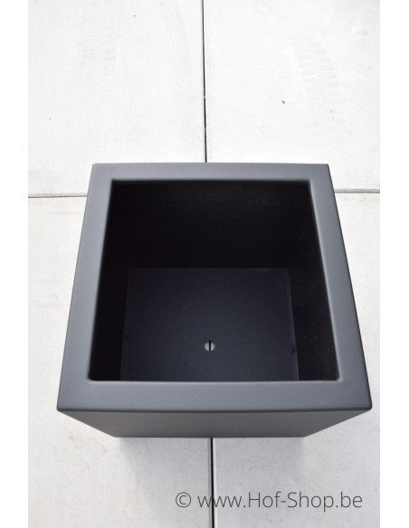 Quadrus 50 x 50 x 50 cm RAL 9005 - Plantenbak in aluminium Geroba