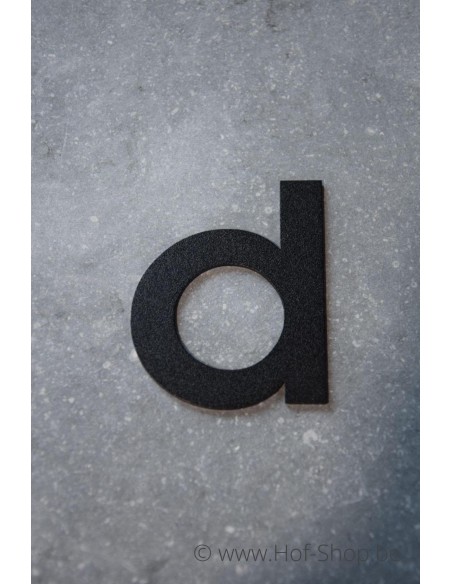 Lettre d - aluminium noir de 5 cm de haut (numéro de maison 'fuji' KatoDesign)