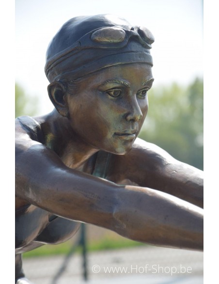 Lily duikt in het water - bronzen beeld (B1416)