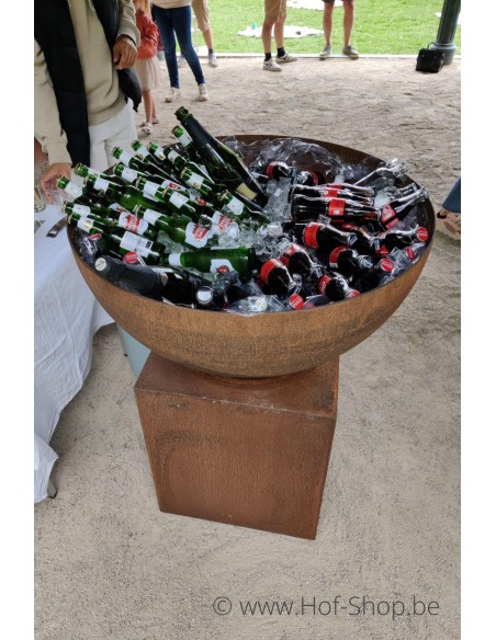 Vuurschaal Bocca gebruikt als drankenkoeler 80 x 41 cm - cortenstaal