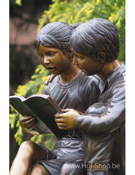 Twee lezende kinderen - bronzen beeld (B749-1)