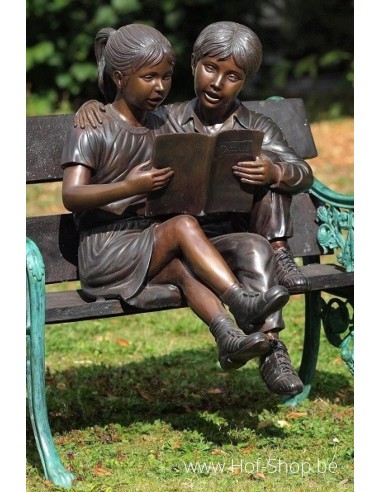 Deux enfants sur un banc - statue en bronze (B749)