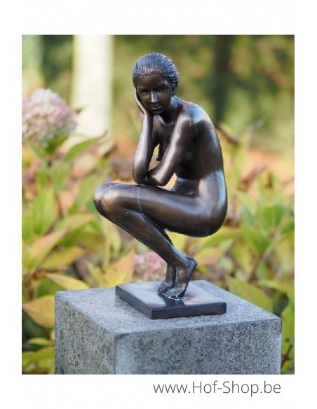 Femme accroupie - statue en bronze (AN0512BR-B)