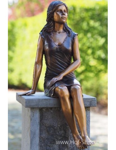 Femme assise- statue en bronze (AN1065BR-B)