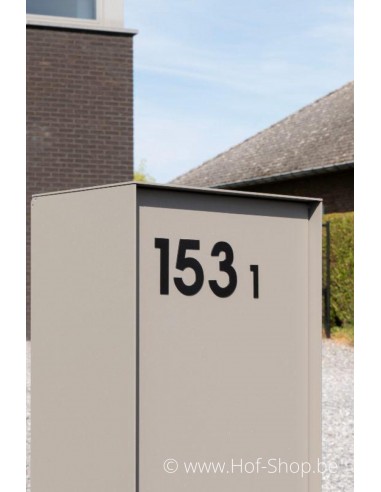 Numéro 3 - aluminium noir de 8 cm de haut (numéro de maison 'fuji' KatoDesign)
