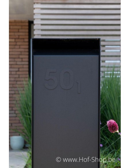 Nummer 1 -  zwart aluminium 5 cm hoog (huisnummer 'fuji' KatoDesign)