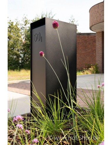 Nexus Medium RAL 9005 - boîte à colis ONZO aluminium