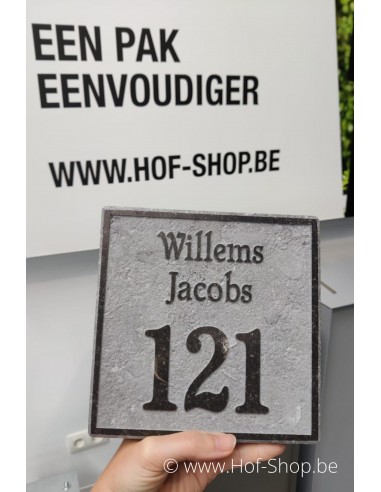 Gravure du numéro et du nom sur une plaque de pierre bleue de 18 x 18 cm - Plaque de nom adoucie polie