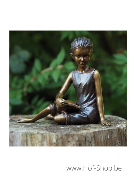 Klein zittend lezend meisje - bronzen beeld (AN1248BR-B)