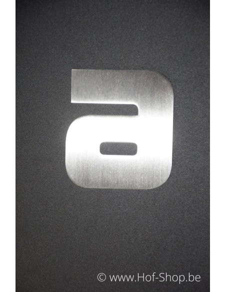Lettre a avec espaceurs Design - acier inoxydable de 9 cm de haut