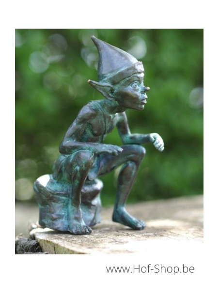 Lutin assis sur une pierre - statue en bronze (BS1405V)