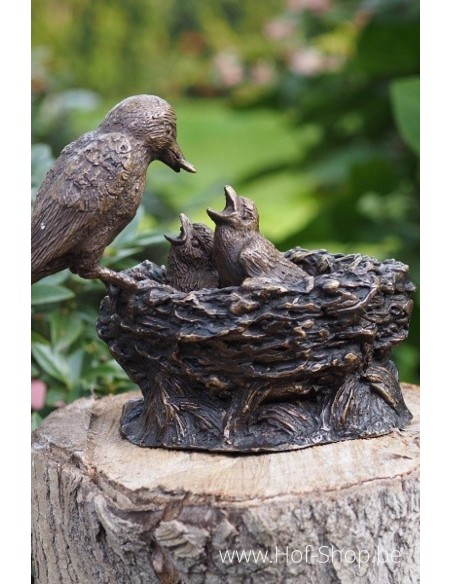 Staand vogelnestje - bronzen beeld (GA0396BR-B)