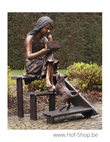 Meisje op trap - bronzen beeld (B1122)