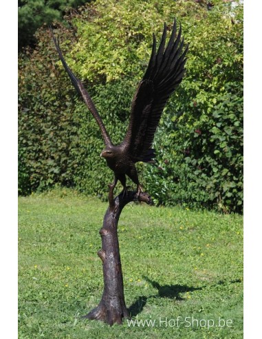Aigle sur branche - statue en bronze (B1338)