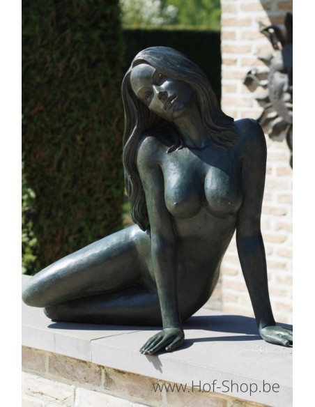 Zittende naakte vrouw - bronzen beeld (B1425)