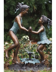 Dansende kinderen in badpak - bronzen beeld (B29368)