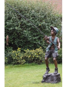 Visser op rots - bronzen beeld (B57160)