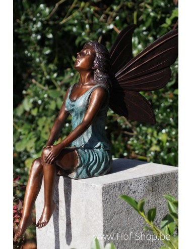 Zittende fee - bronzen beeld (B58796)