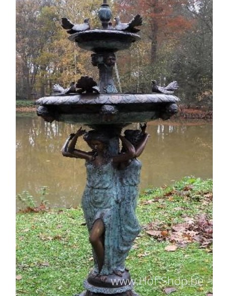 3 vrouwen met fontein - bronzen beeld (B94268)