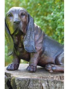Basset - bronzen beeld (B94566)