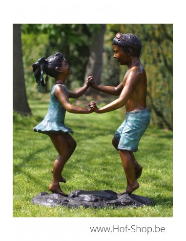 Jongen en meisje - bronzen beeld (B94647)