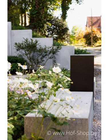 Nexus Medium RAL 9005 - boîte à colis ONZO aluminium