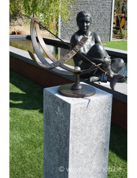 Cadran solaire - statue en bronze (GA0386BR-B)