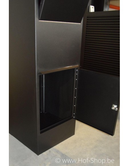 Drop-it Box RAL 9005 Front Door - Larob pakketbus aluminium