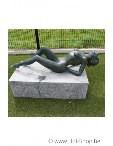 Femme nue - statue en bronze (B1373)