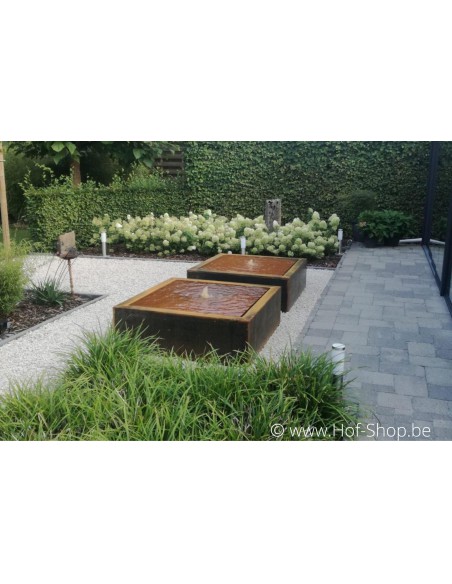 Table d'eau 120 x 120 x 40 - Adezz Table d'eau en acier corten