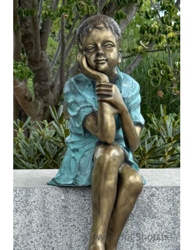 Fille assise  - statue en bronze (AN0639BR-V)