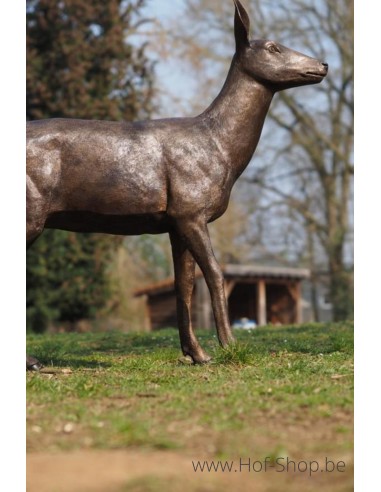 Vrouwelijk hert - bronzen beeld (B1505)