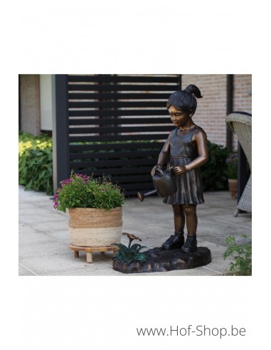 Fille avec arrosoir - statue en bronze (B1479)