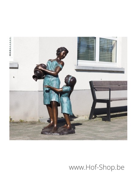 Mère et fille (fontaine) - statue en bronze (B57322)