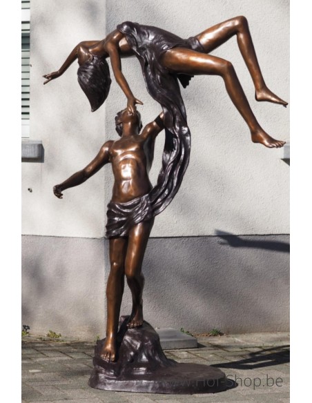Couple dansant 'Lift You Up' - statue en bronze (B57120)