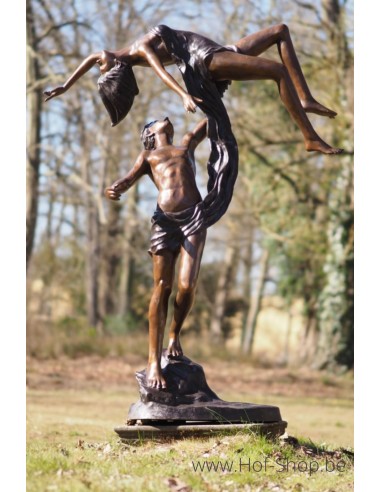 Dansend koppel 'lift you up' - bronzen beeld (B57120)