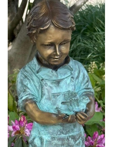 Jongen met vogel - bronzen beeld (AN1053BRW-V)