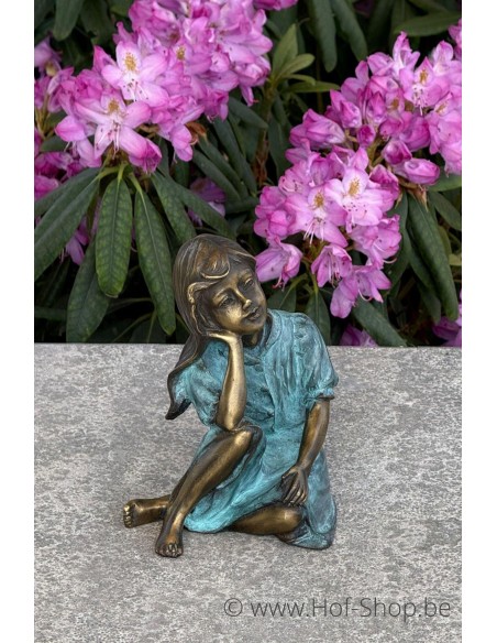 Fille qui lève les yeux - statue en bronze (AN1443BRW-V)