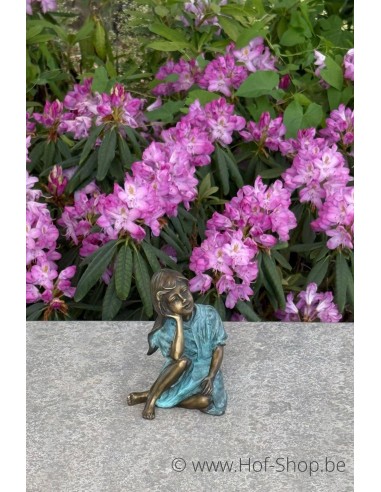 Fille qui lève les yeux - statue en bronze (AN1443BRW-V)