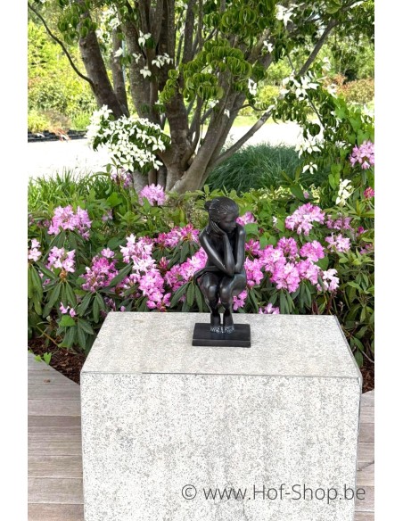 Femme accroupie - statue en bronze (AN0512BR-B)