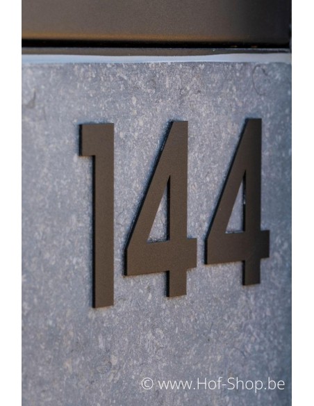 Numéro 1 - aluminium noir de 8 cm de haut (numéro de maison 'fuji' KatoDesign)
