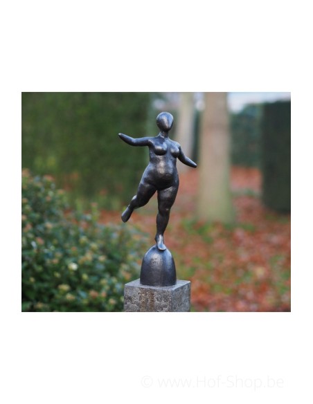 Femme aux formes généreuses - sculpture en bronze (BS1301B)