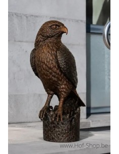 Faucon sur une souche - sculpture en bronze (B1290)