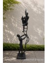 Twee mannen op ladder - bronzen beeld (B1580)